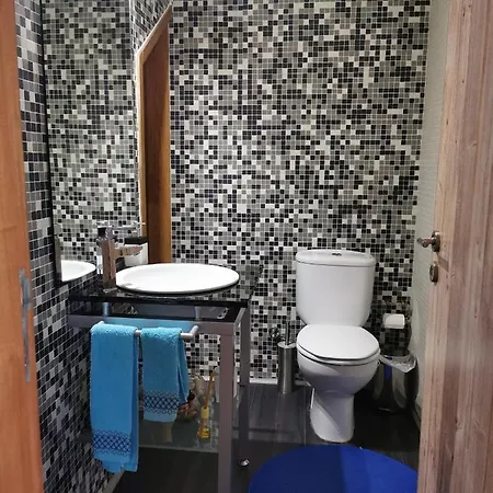 Casa Encosta Da Canicada