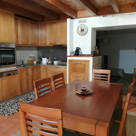 Casa Encosta Da Canicada Nyaraló *