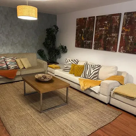 Casa Encosta Da Caniçada
